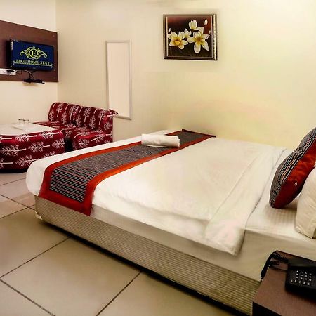 Airport Hotel Edge Home Stay Nowe Delhi Zewnętrze zdjęcie