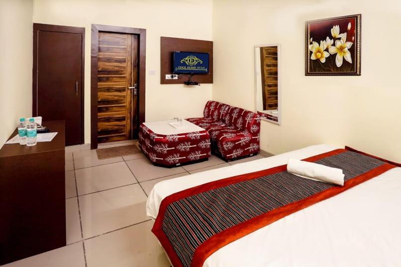Airport Hotel Edge Home Stay Nowe Delhi Zewnętrze zdjęcie